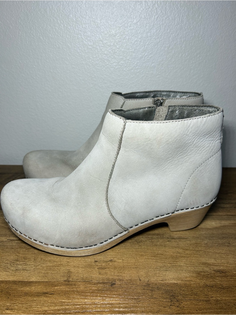 Dansko Light Gray Leather Ankle Booties